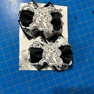 Frozen Black and White Hair Bows